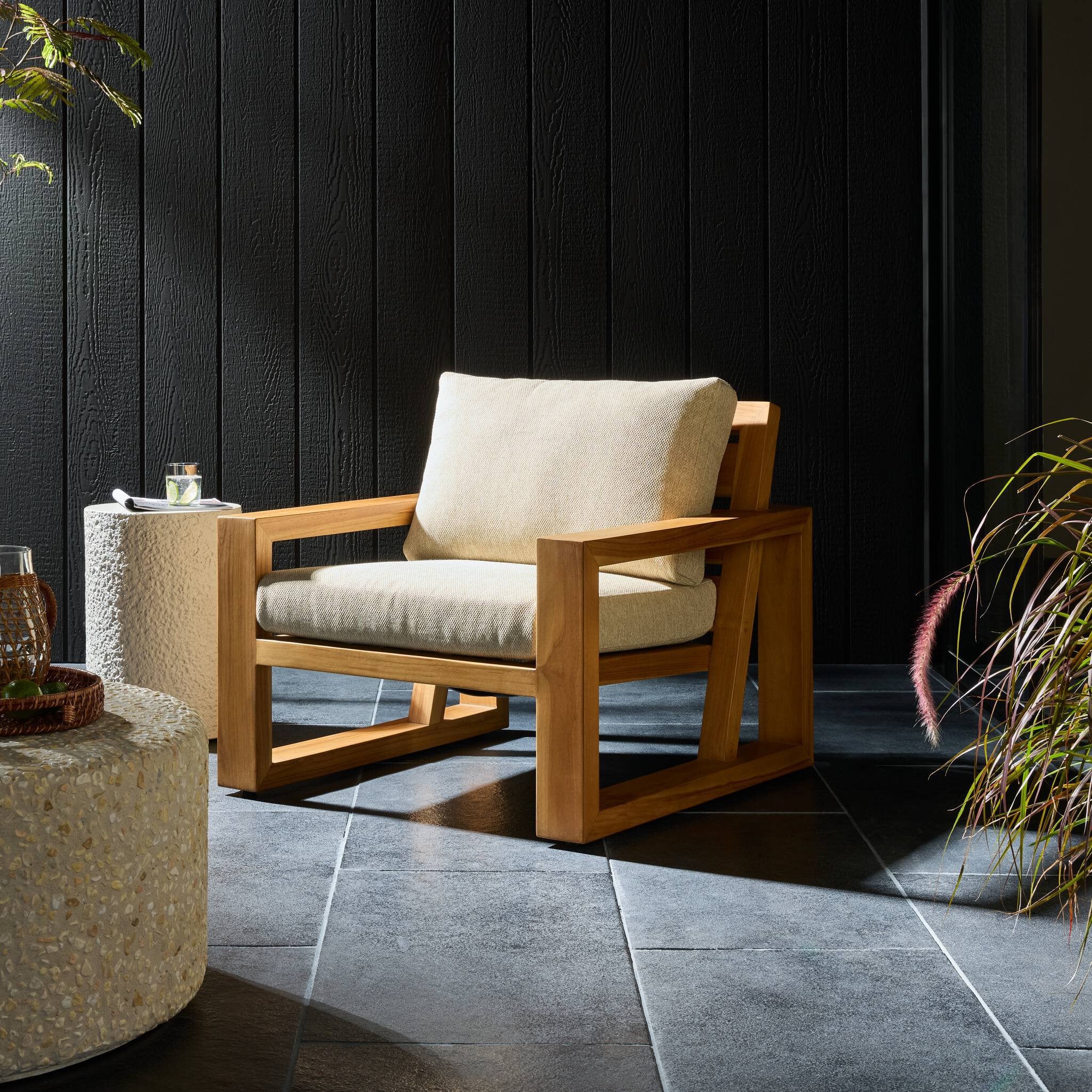 Burgos Outdoor Chair