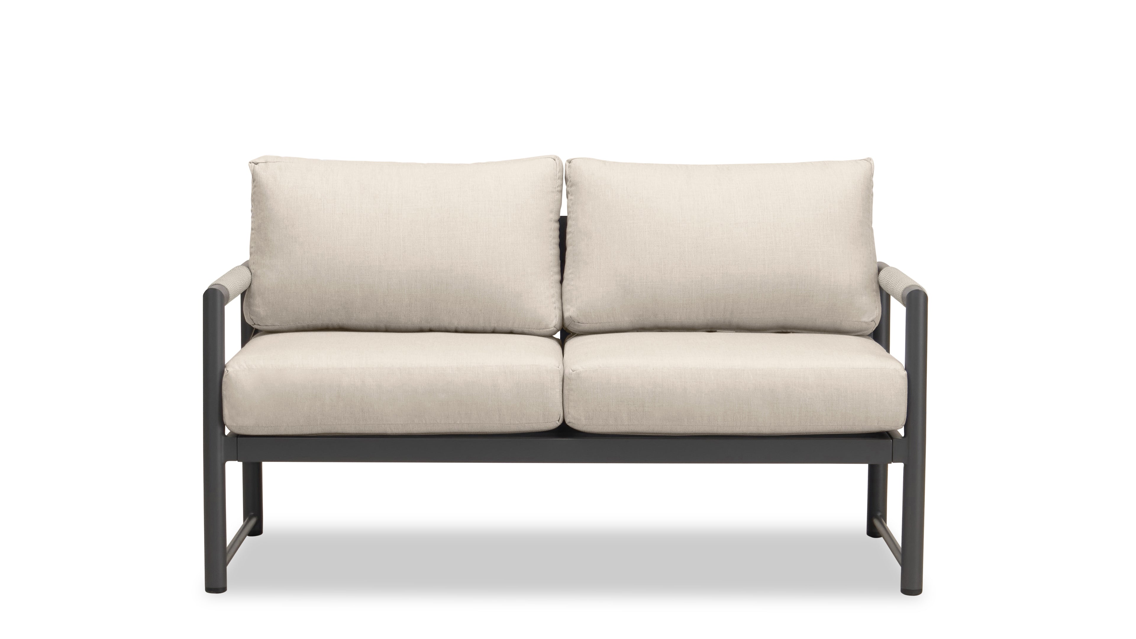 Alto Loveseat