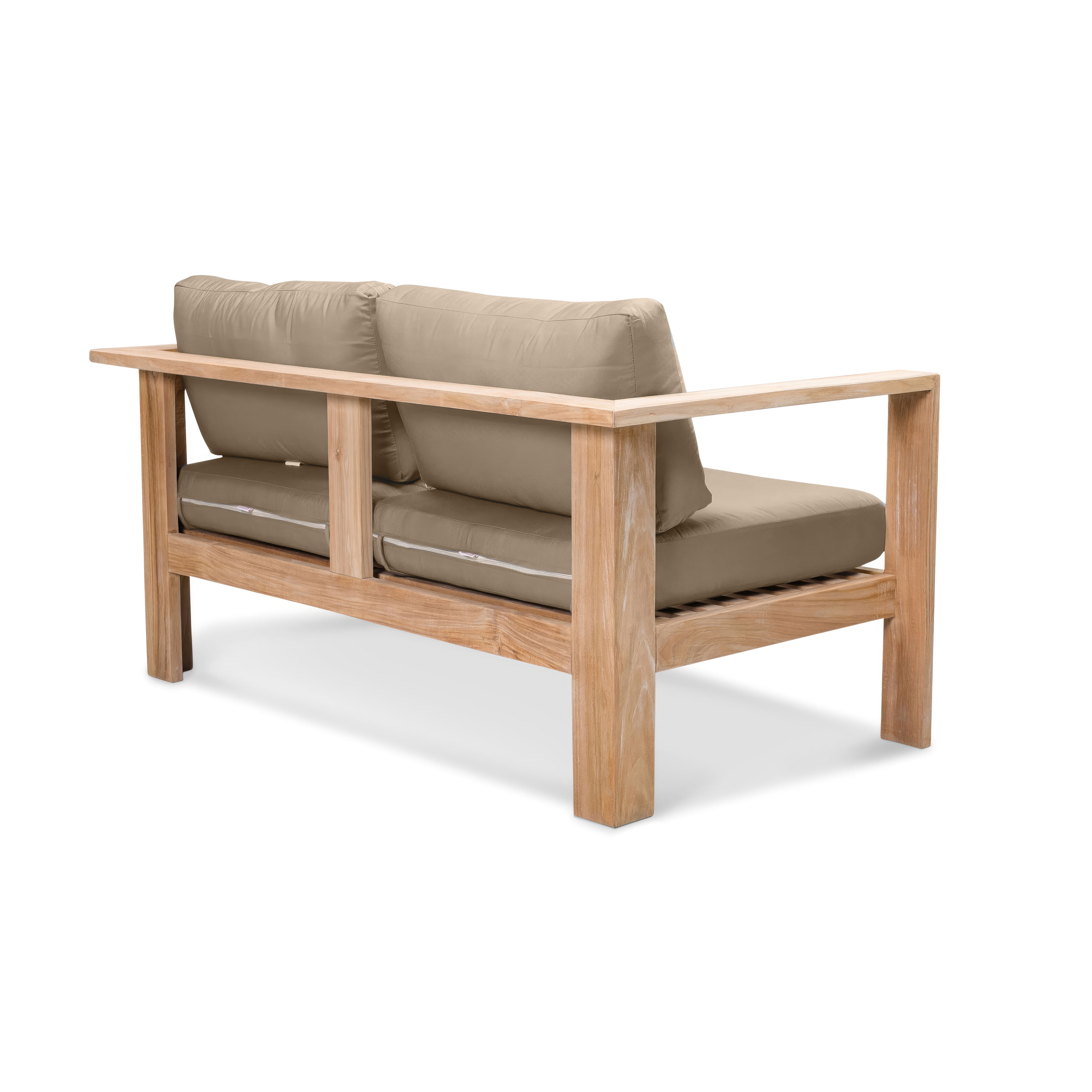 Ando Loveseat